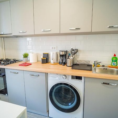 Refreshingly Chic: Newly Renovated 2Br Apartment Bükreş Dış mekan fotoğraf