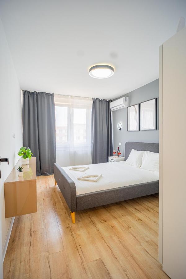 Refreshingly Chic: Newly Renovated 2Br Apartment Bükreş Dış mekan fotoğraf