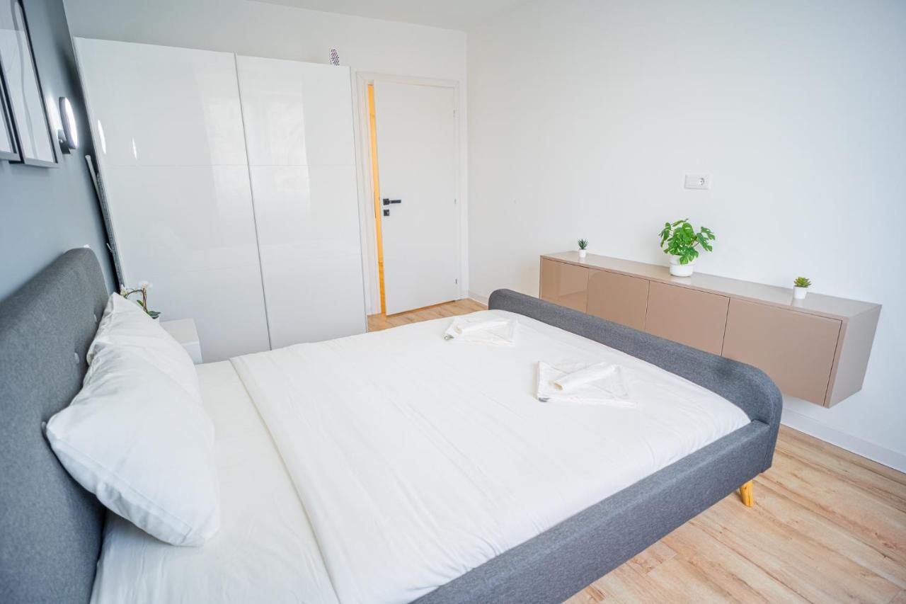 Refreshingly Chic: Newly Renovated 2Br Apartment Bükreş Dış mekan fotoğraf