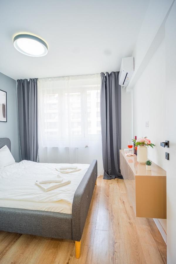 Refreshingly Chic: Newly Renovated 2Br Apartment Bükreş Dış mekan fotoğraf
