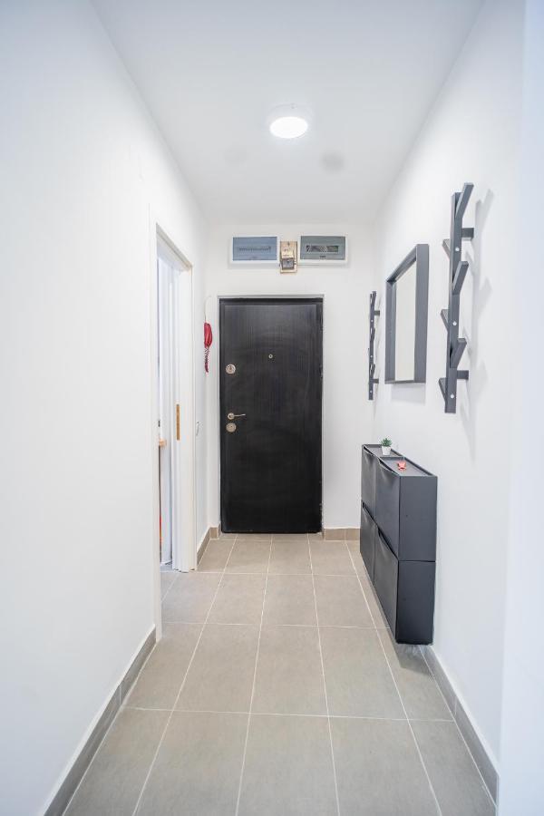 Refreshingly Chic: Newly Renovated 2Br Apartment Bükreş Dış mekan fotoğraf